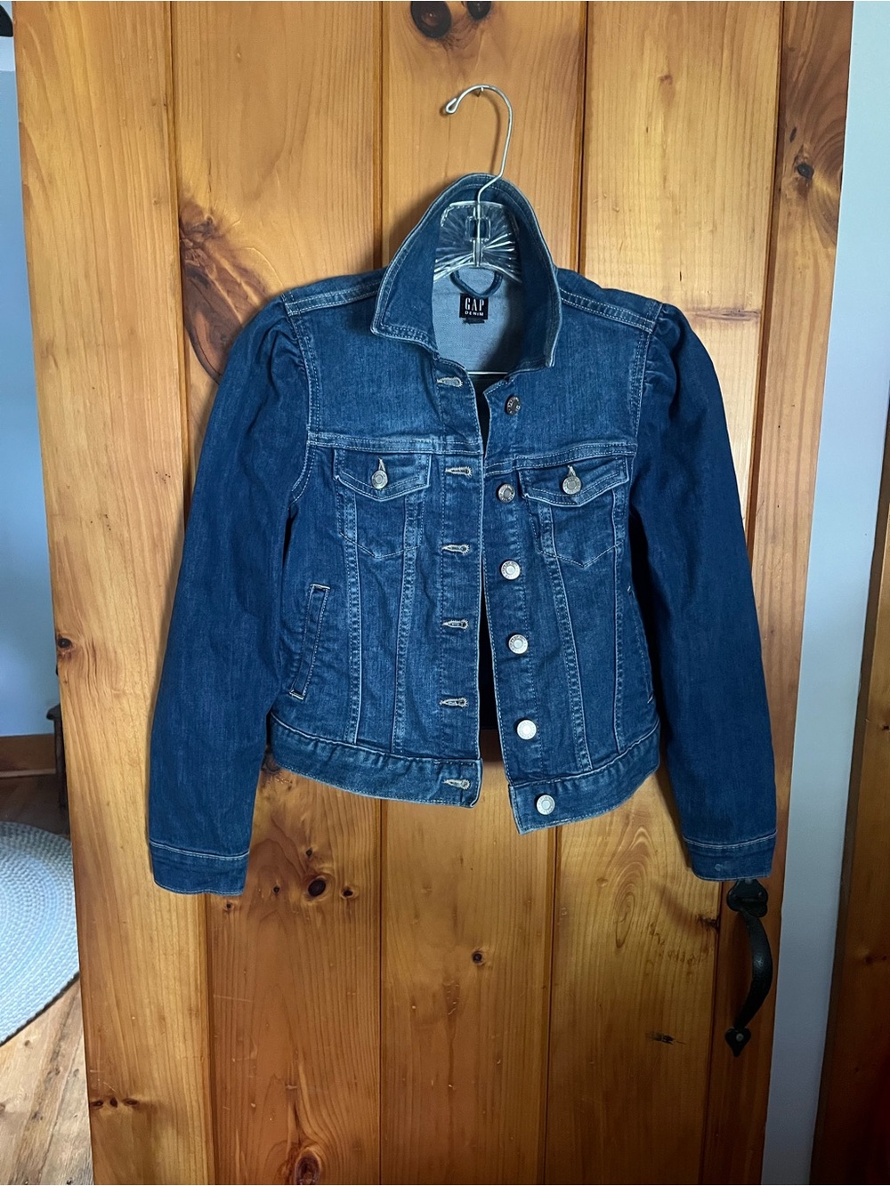 GAP Denim Jacket in Medium Blue Wash